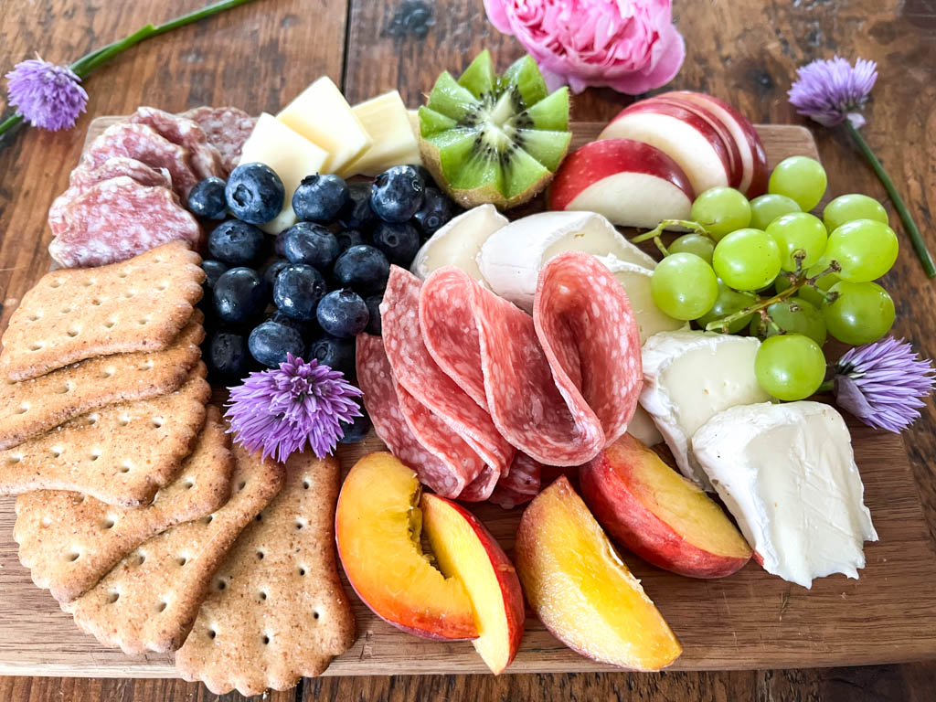 Fruit and Cheese Board Recipe: How to Make It