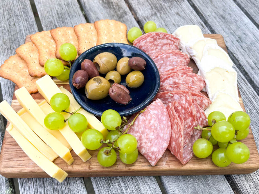 The 5 Best Charcuterie Board Books (according to me)