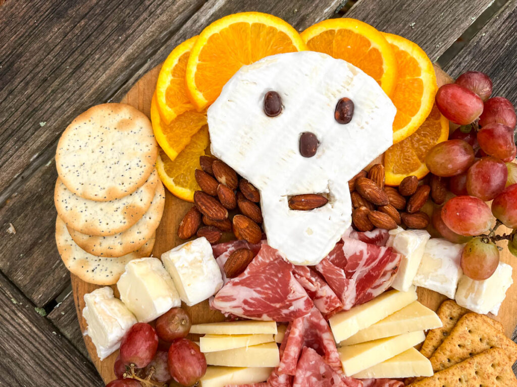 Charcuterie Board Halloween 