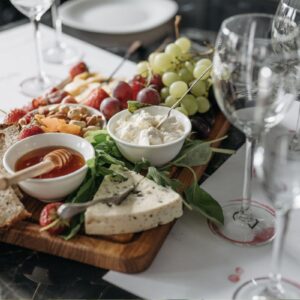 charcuterie board перевод