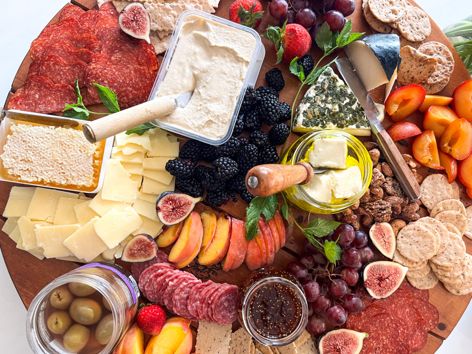 100 Amazing Charcuterie Board Ideas - Amazing Charcuterie Boards