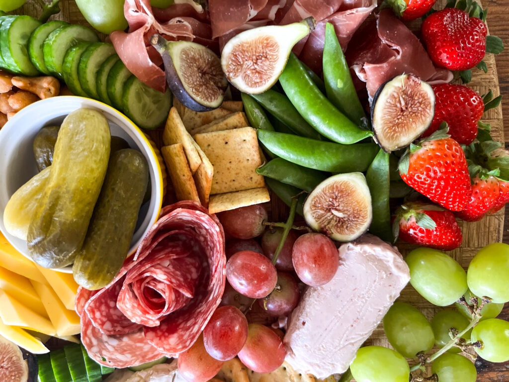 10 Minute Charcuterie Board