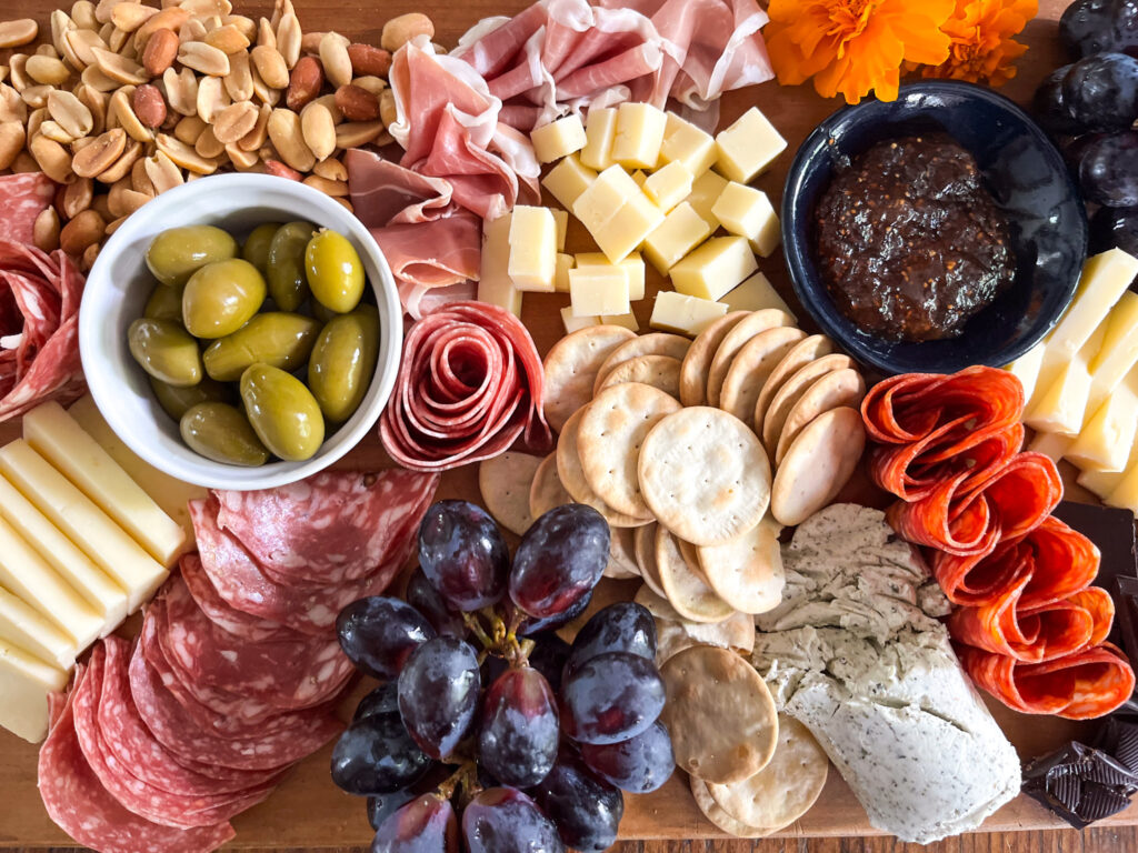 How to Make a $30 Charcuterie Board (that looks expensive)