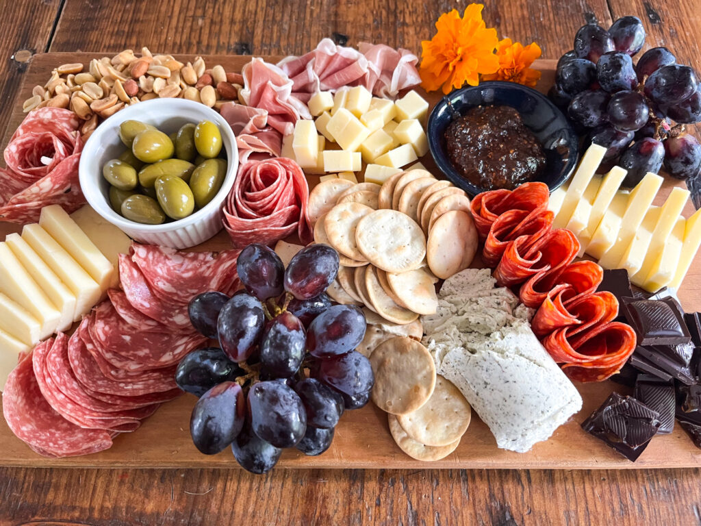 How to Make a $30 Charcuterie Board (that looks expensive)