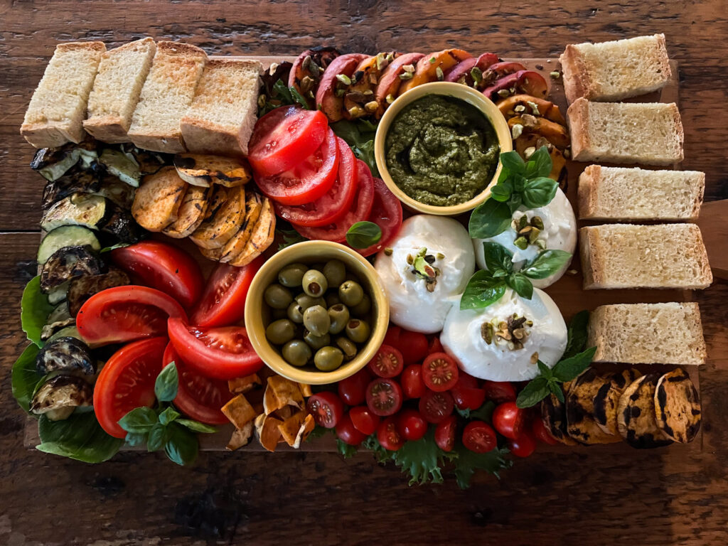 How to Design a Charcuterie Board (Step-by-Step Guide)