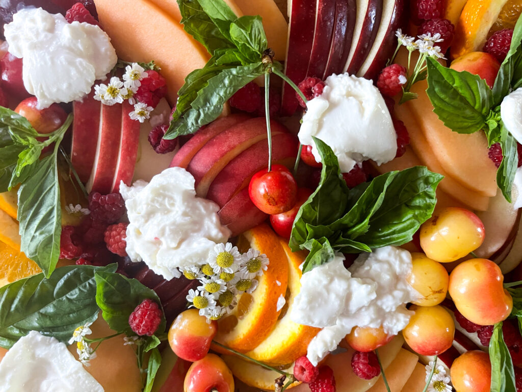  Fruit Board with Burrata